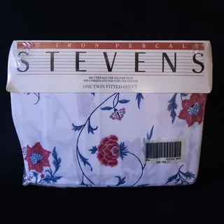 Photo of New Vintage Stevens No Iron Percale One Twin Fitted Sheet USA Floral Pattern