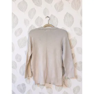 Photo of Tahari Womens Small Beige Oatmeal Crewneck Sweater Soft Viscose Blend Tunic