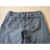 Listing Photo Thumb #6