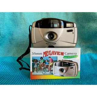 Photo of 35mm megaview Focus free Camera