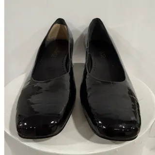 Photo of Y2K Michelle D Black Patent Leather Croc Pumps Square Toe Block Heels Women's 8N