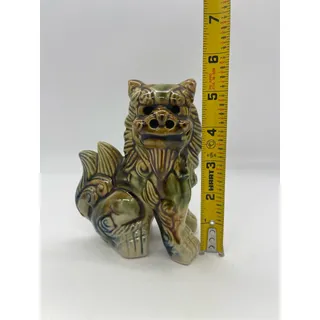 Photo of Vintage Japanese Majolica Style Shishi Foo Dog Figurine 1950's Right Facing