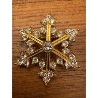 Photo of Vintage Snowflake Clear Rhinestones Gold Tone Brooch Pin
