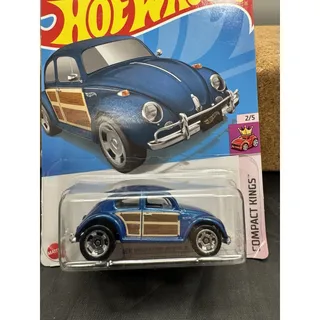 Photo of Hot Wheels 2022 Volkswagen Beetle Blue Woodie Compact Kings 42/250 1:64 VW 2/5