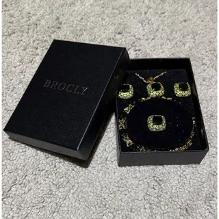 Photo of Jewelry set for women