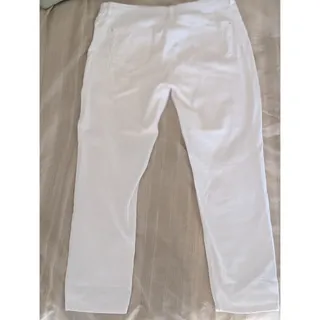Photo of Wallis Ladies White Jeans Size 14 Inside Leg 30” Waist 32" Casual
