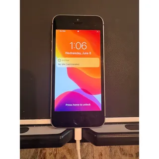 Photo of Apple iPhone SE A1662 16GB Verizon FMI Unlocked Passcode Locked Clean ESN


