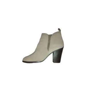 Photo of Michael Kors Brandy Suede Ankle Boots Size 9