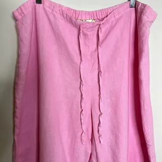 Photo of Vintage Kiko Bay Linen Pink Drawstring Capri Pants