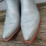 Listing Photo Thumb #3