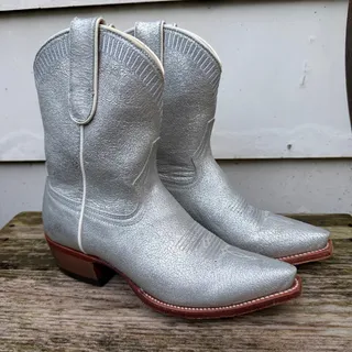 Photo of Macie Bean Hey O Western Boot Snip Toe Cowgirl Western Boots Silver 6 1/2M M8557