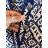 Listing Photo Thumb #3