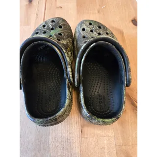 Photo of Crocs Classic Realtree Camo Clogs - Toddler Size C8