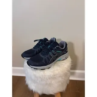 Photo of ASICS GEL-VENTURE 7 women's trail running shoe in size 10
