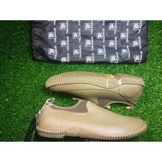 Photo of Trudave Gear Men's Brown Waterproof Slip-On Garden Shoes Size 12 NWT
