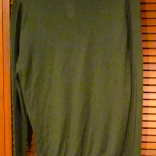 Photo of Banana Republic Men's V-Neck Sweater Forest Green Merino Wool Size Large Preppy