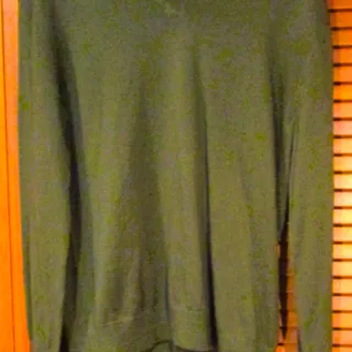 Photo of Banana Republic Men's V-Neck Sweater Forest Green Merino Wool Size Large Preppy
