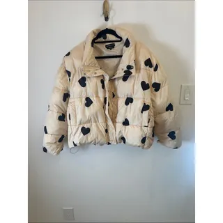 Photo of Wednesday’s Girl Cream Heart-Print Cropped Puffer Jacket  plus size 22( uk26)