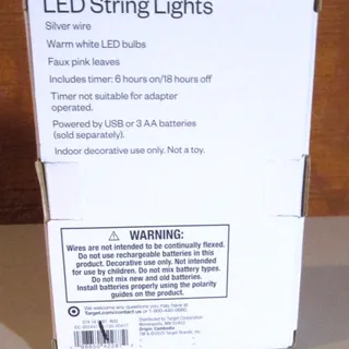 Photo of Room Essentials LED Pink Leaf String Lights 20 Lights USB Battery Timer 7 Feet