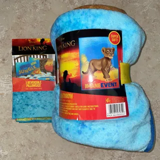 Photo of Disney Lion King Throw Blanket Mane Event & Reversible Pillowcase NEW