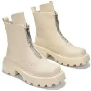 Photo of CAPE ROBBIN KYNDALL - Platform Combat Chunky OFF WHITE BOOTIES 10