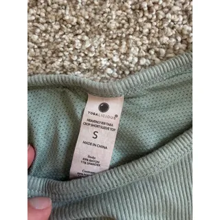 Photo of Yogalicious Heavenly rib tara crop top