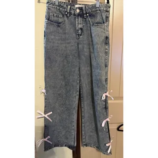 Photo of Rise Supply Co Women’s Junior Size 3 Jeans With Pink Bows