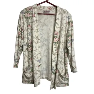 Photo of JB Express Button Up Top and Skirt Set 1XL Floral