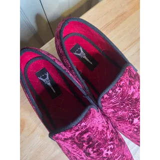 Photo of Enzo Romeo Burgundy Velvet Floral Damask Loafers Sz 11