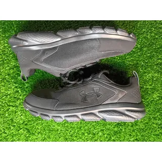 Photo of New Under Armour Charged Assert 9 Running Shoes Men's Size 10