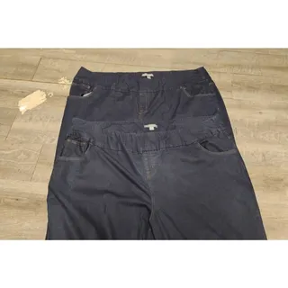 Photo of Lot of 2 Woman Within Women’s Pants 32W Style