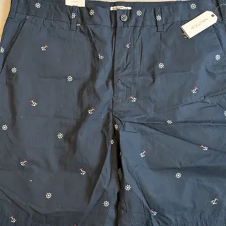 Photo of Nautica Mens Size 40 Shorts