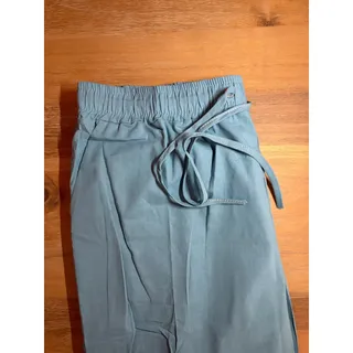 Photo of Women’s Pants Size XL