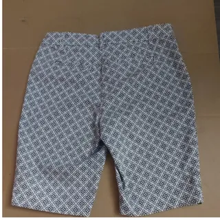 Photo of Jones New York Signature Stretch Bermuda Short Black/White 4P Casual Classic