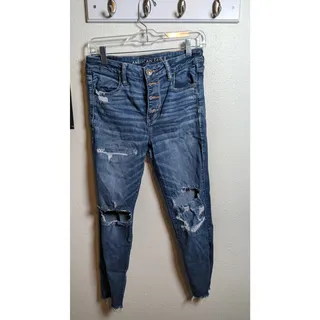 Photo of American Eagle Women's Size 10 Ripped Jeans – Pre-Owned