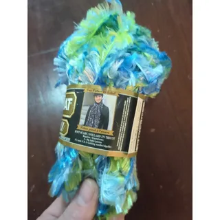 Photo of NEW~Bernat Boa Nouveau Yarn~#81104 Mocking Bird~Fun Fur Eyelash~Blue Green