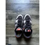 Listing Photo Thumb #6