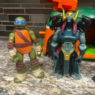 Photo of 2015 TMNT Half Shell Heroes Party Wagon Van Set With Shredder Slash Leo Donnie