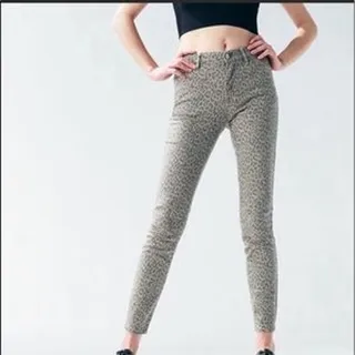 Photo of PacSun High Rise Leopard Skinny Jeans 26