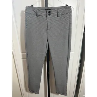 Photo of Shinestar Women’s Juniors Black White Houndstooth Plaid Stretch Pants Medium