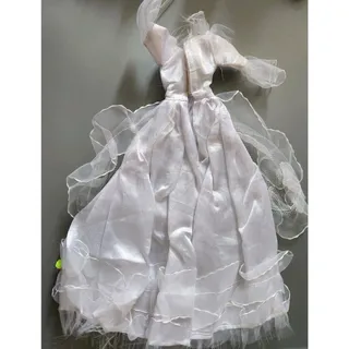 Photo of Vintage Barbie Midge Wedding Dress With Pink Flowers