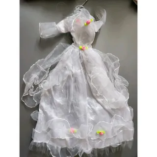 Photo of Vintage Barbie Midge Wedding Dress With Pink Flowers