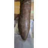 Listing Photo Thumb #6