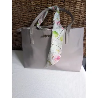 Photo of Betsey Johnson Large Light Gray Tote Bag Purse With Matching Scarf, Luxury