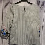 Listing Photo Thumb #6