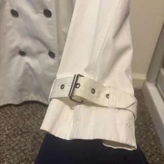 Photo of White worthington jacket size large