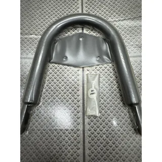 Photo of Yamaha Bolt Short Passenger Backrest Upright Black OEM 1TP-F16C0-T0-00 NOS