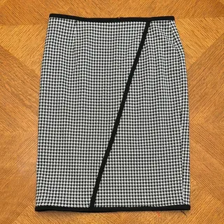 Photo of Calvin Klein Size 4 Houndstooth Pencil Skirt Black White Preppy Academia Mod