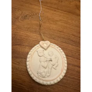 Photo of Vintage ceramic cherub angel ornament made in Taiwan 