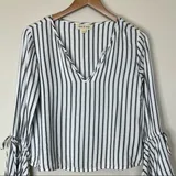 Listing Photo Thumb #3